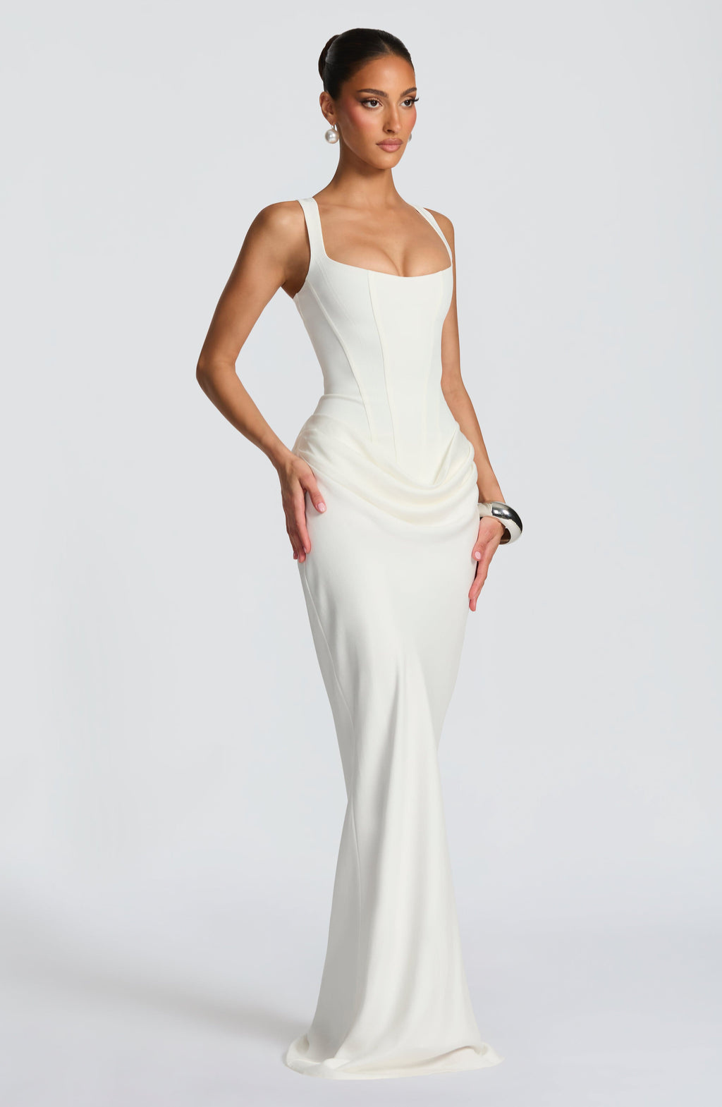 Helena | Vestido silueta reloj de arena