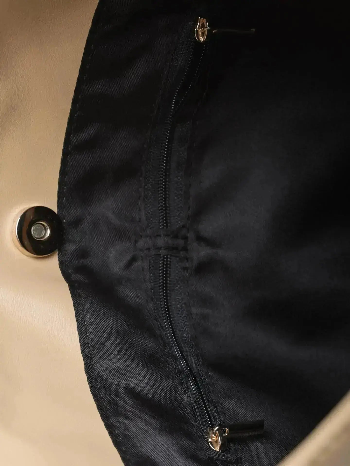 Noir Essence | Bolso Valentina Montes