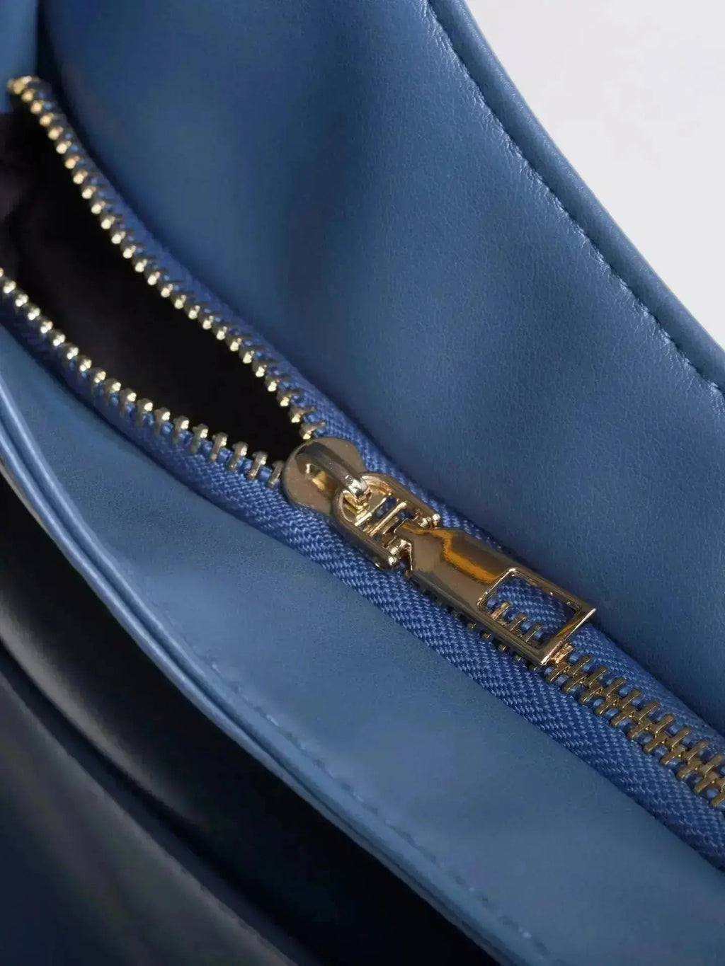 Noir Essence | Bolso Valentina Montes
