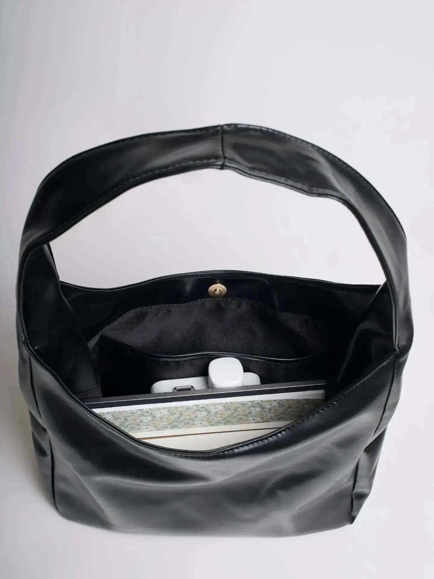 Noir Essence | Bolso Valentina Montes