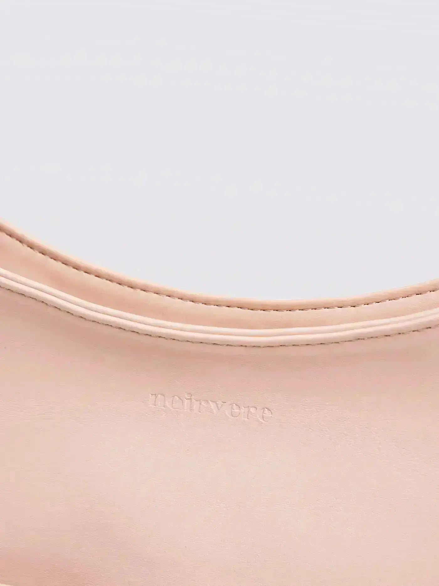 Noir Essence | Bolso Valentina Montes
