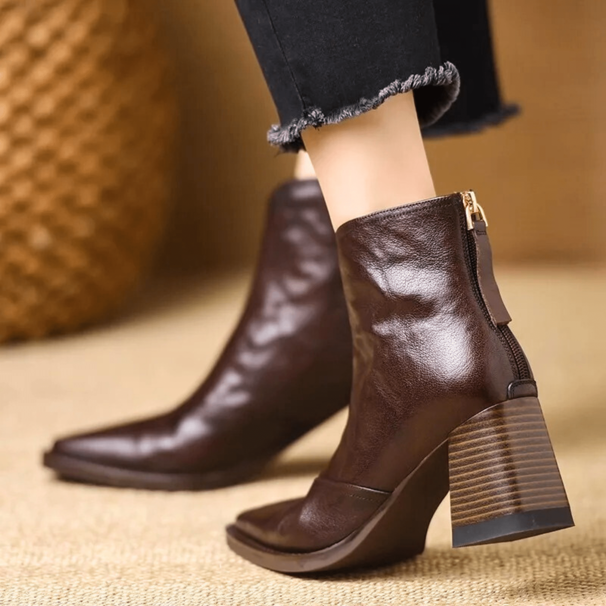Claudia | Botas de Lujo con Tacón Medio
